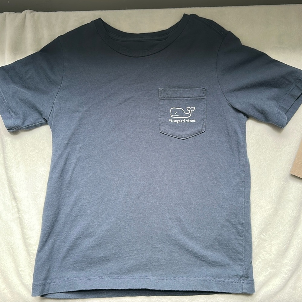 Vineyard Vines tee